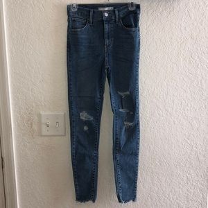 Levi’s distressed jeans
